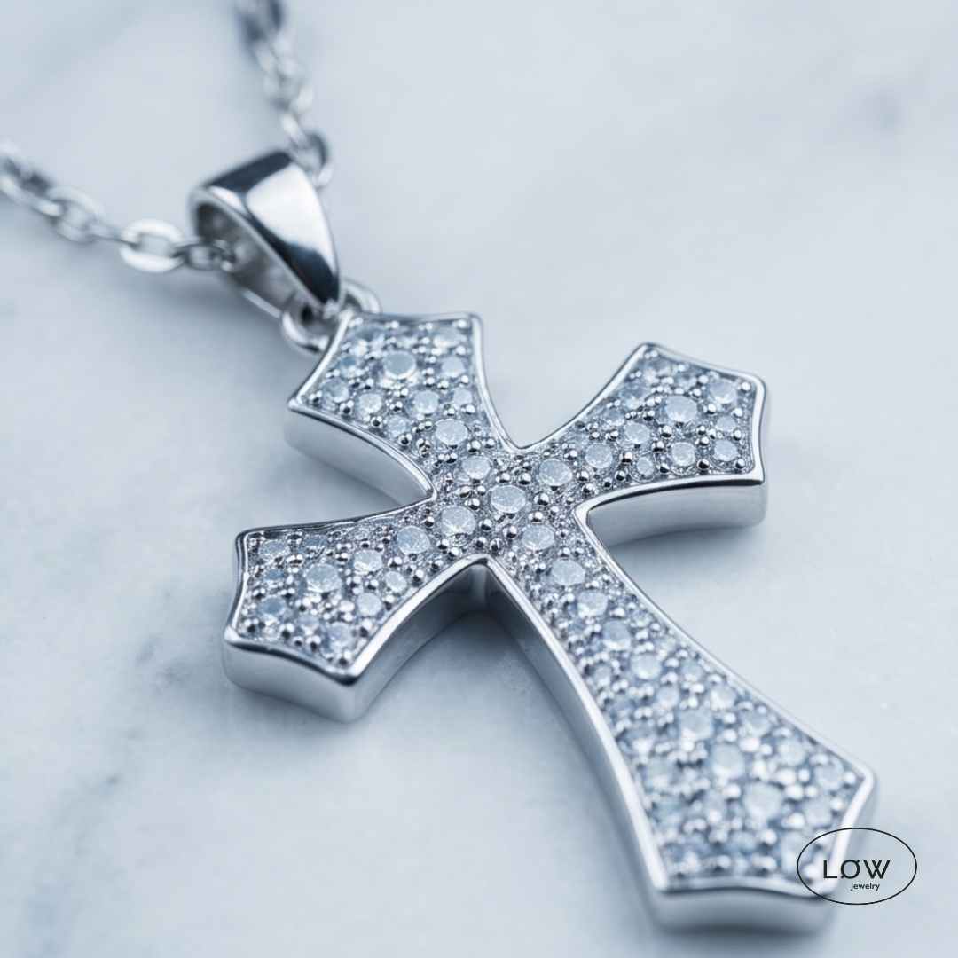 Halssmykke kors Silver Zircon Cross Pendant Necklace LØW Jewelry