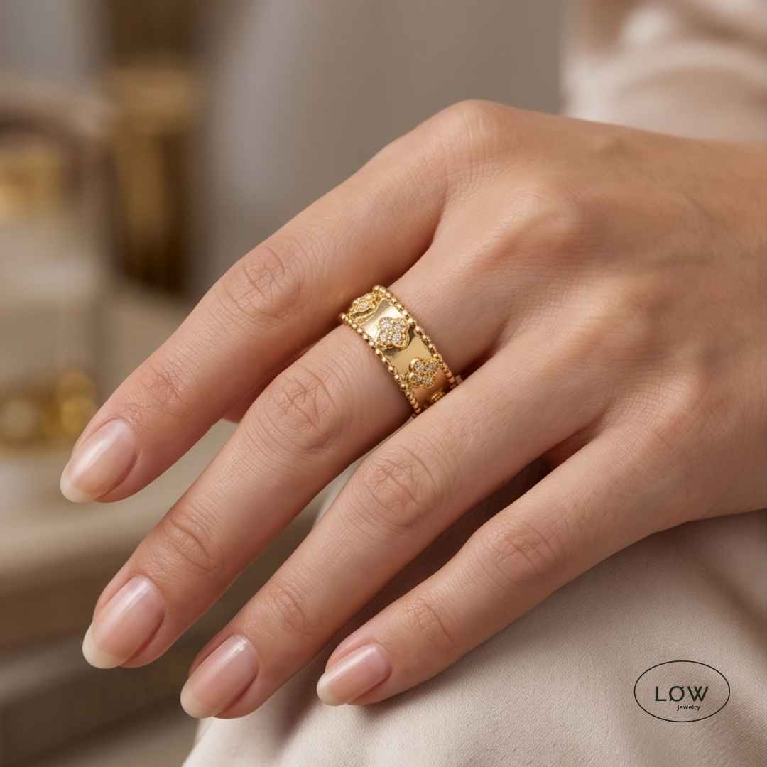Solid Clover Vintage Open Ring Gold fra LØW Jewelry justerbar ring