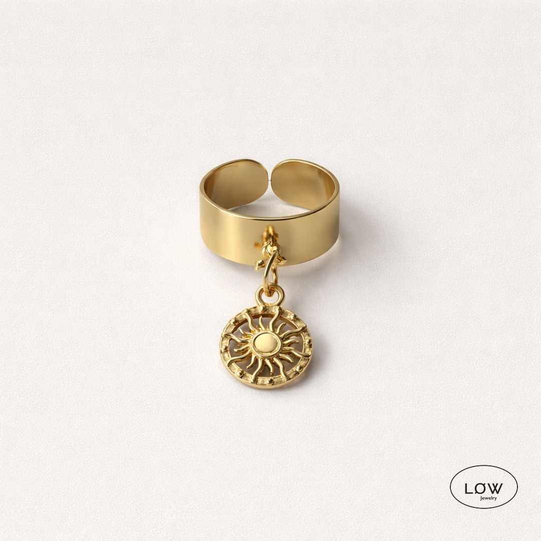 Charms ring open ring justerbar Sun Charm Wide Open Ring LØW Jewelry