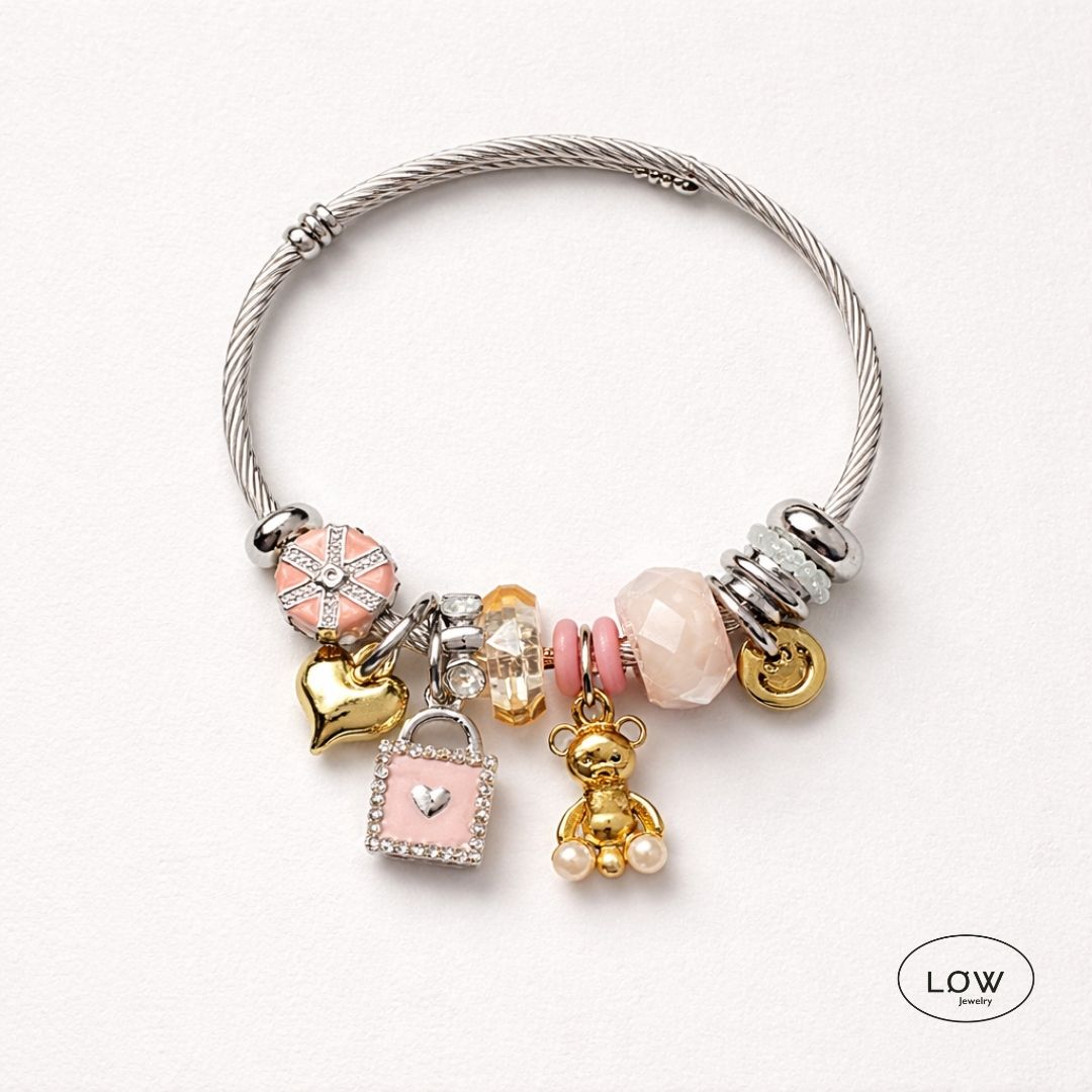 Teddy Heart Charm Bracelet Silver fra LØW Jewelry charms armbånd ferdig fylt