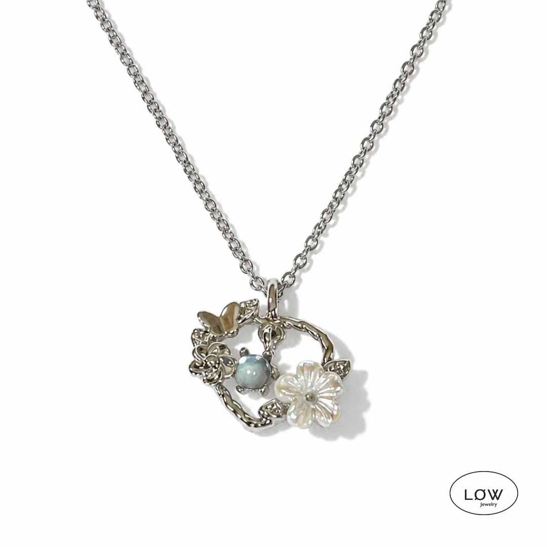 Valentina Bloom Heart Necklace fra LØW Jewelry halssmykke med charms