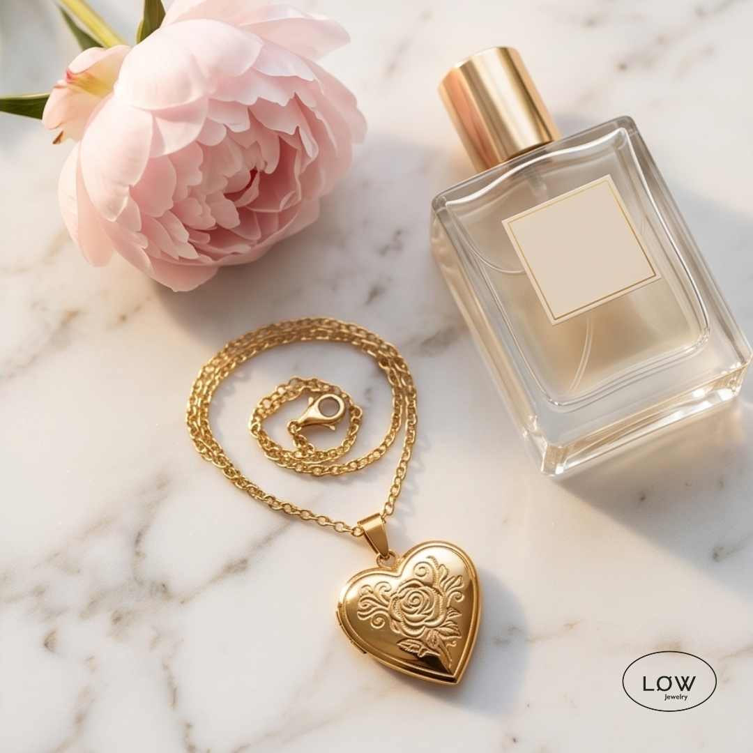 Halssmykke Vintage Floral Heart Locket Necklace Gold smykke LØW Jewelry