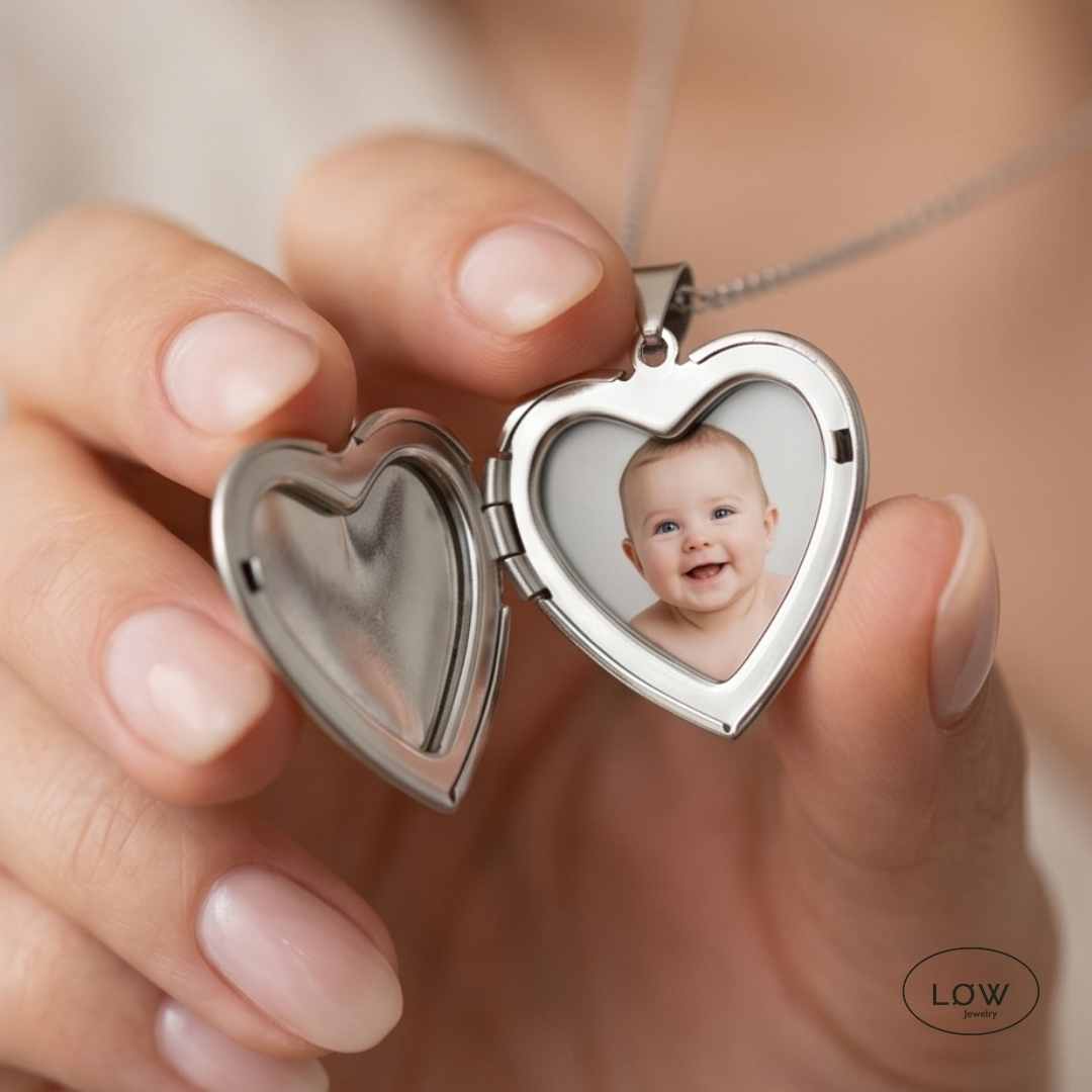 Vintage Floral Heart Locket Necklace Silver – sølvfarget hjerte medaljong